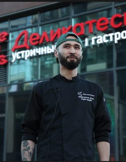 Азат Шатманов